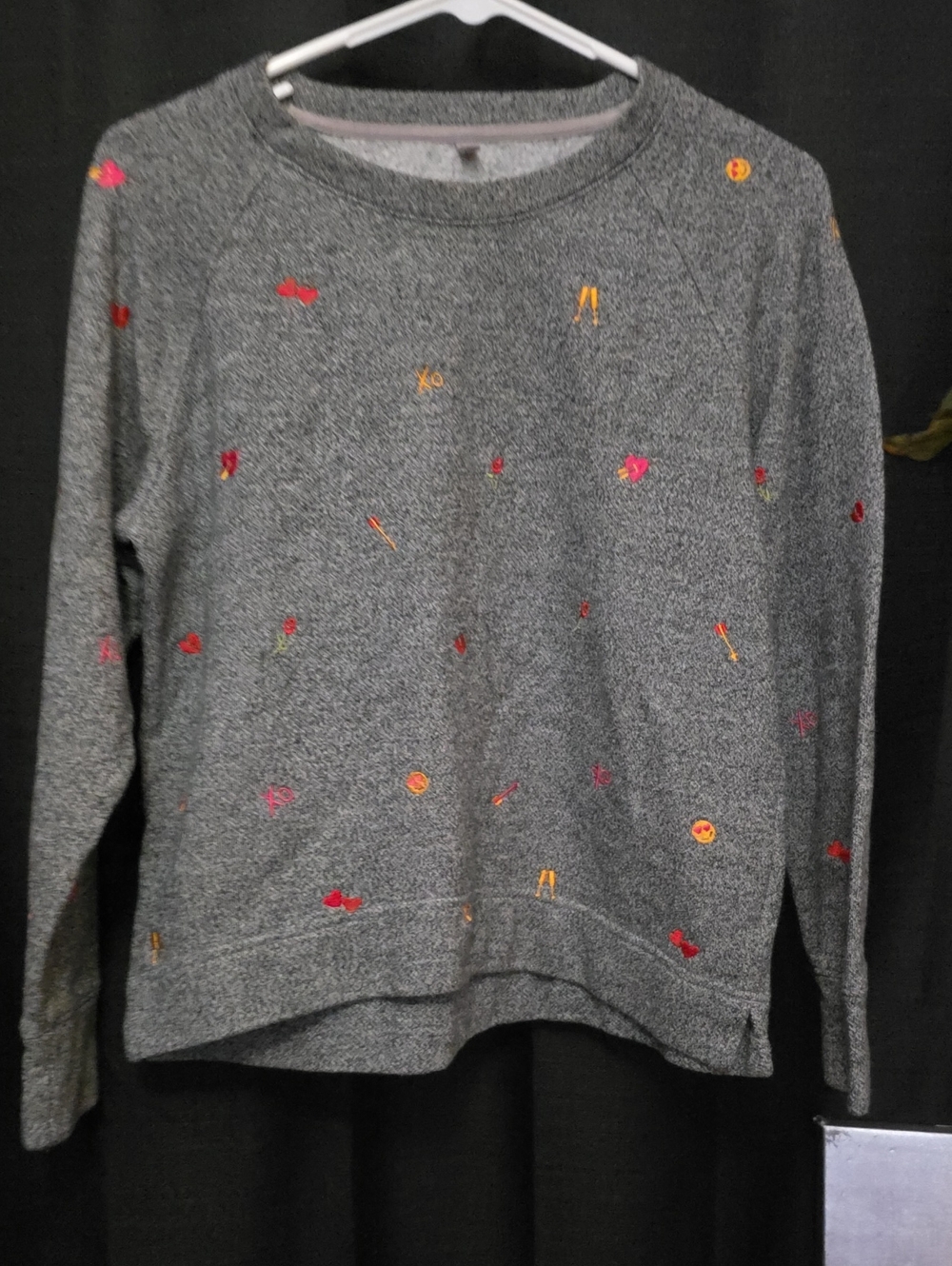 Lou & Grey LOFT Collab SZ XS Gray Embroidered Hearts & Arrows Crewneck Sweater